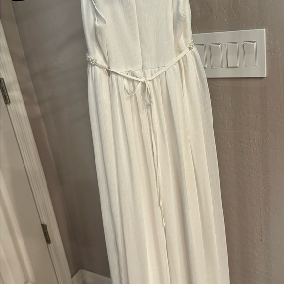 US Angels girls gown size 7 long and flowy with a high waist pearl detail band. - Picture 6 of 7